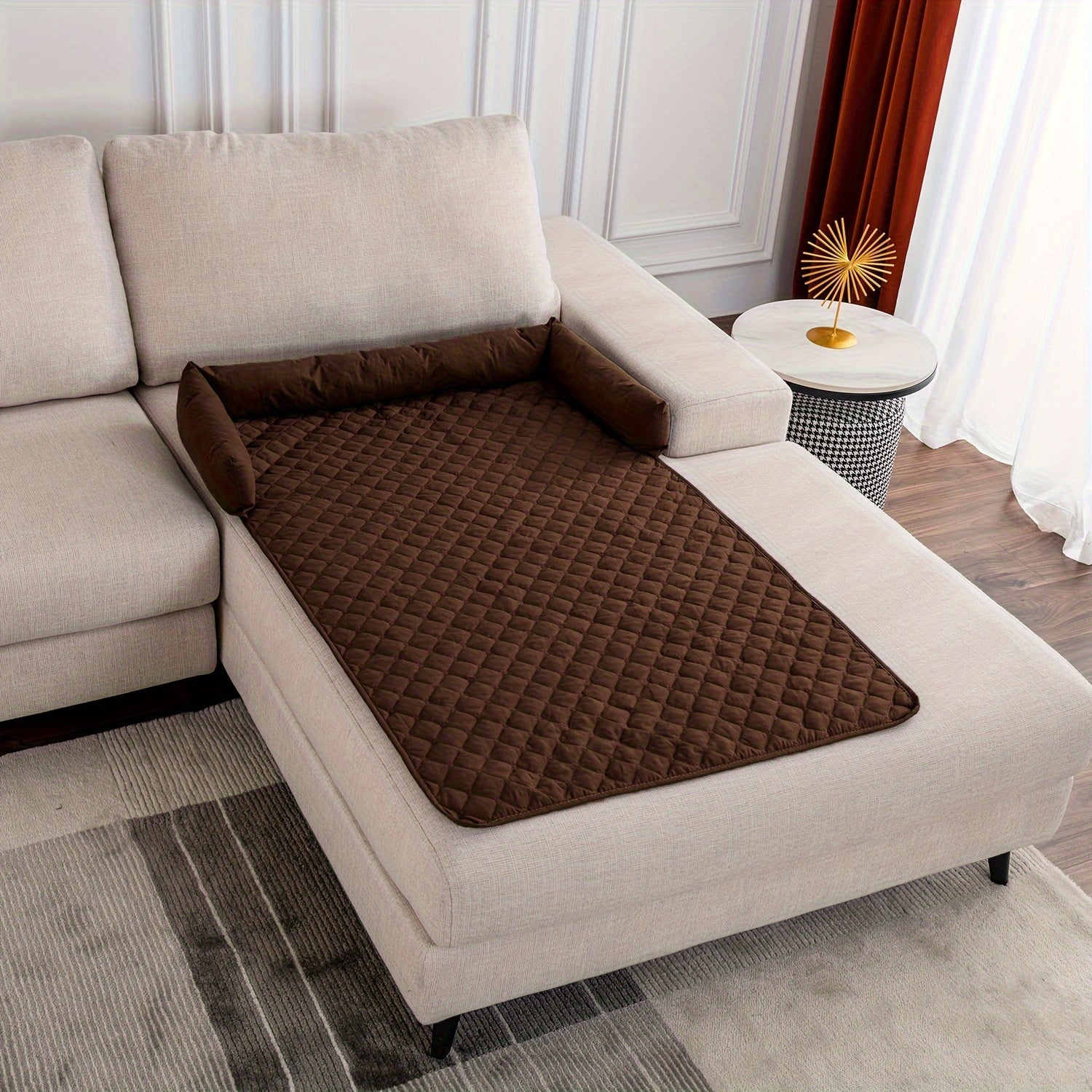 Szara, wodoodporna i antypoślizgowa mata dla zwierząt