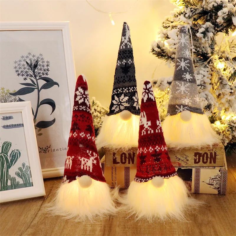 Świąteczne dekoracje 20/30cm lalka LED