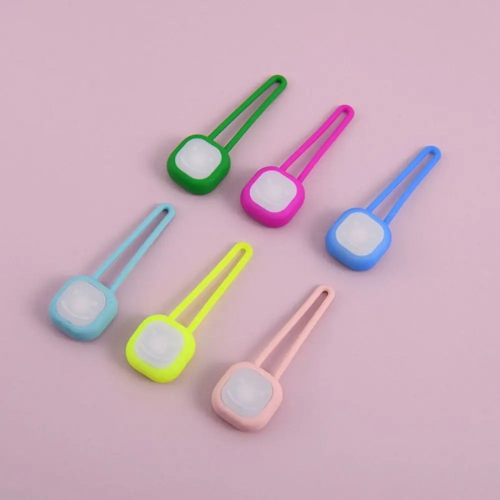 Wodoodporny wielofunkcyjny wisiorek LED